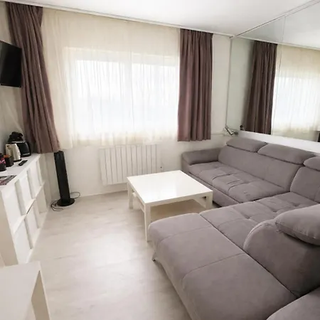 Le Clos De L'ancien - Free Parking Apartment *